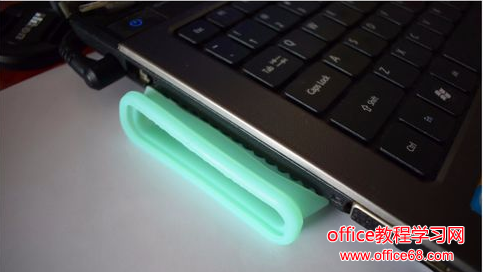 笔记本散热器怎么用图解2